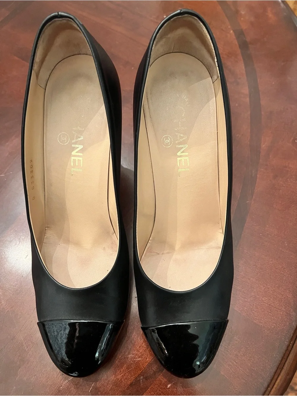 CHANEL Black Leather Logo High Heels Patent Leather Toe Size 39